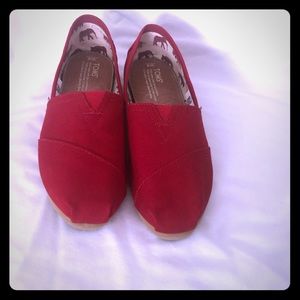 Women’s Toms